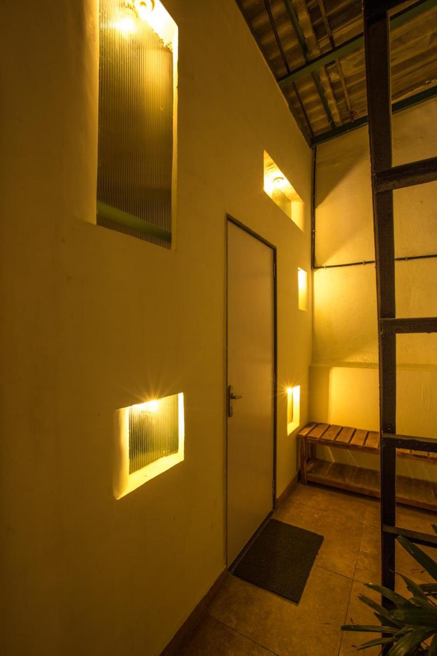 Hostel Mantra Bombaj Zewnętrze zdjęcie